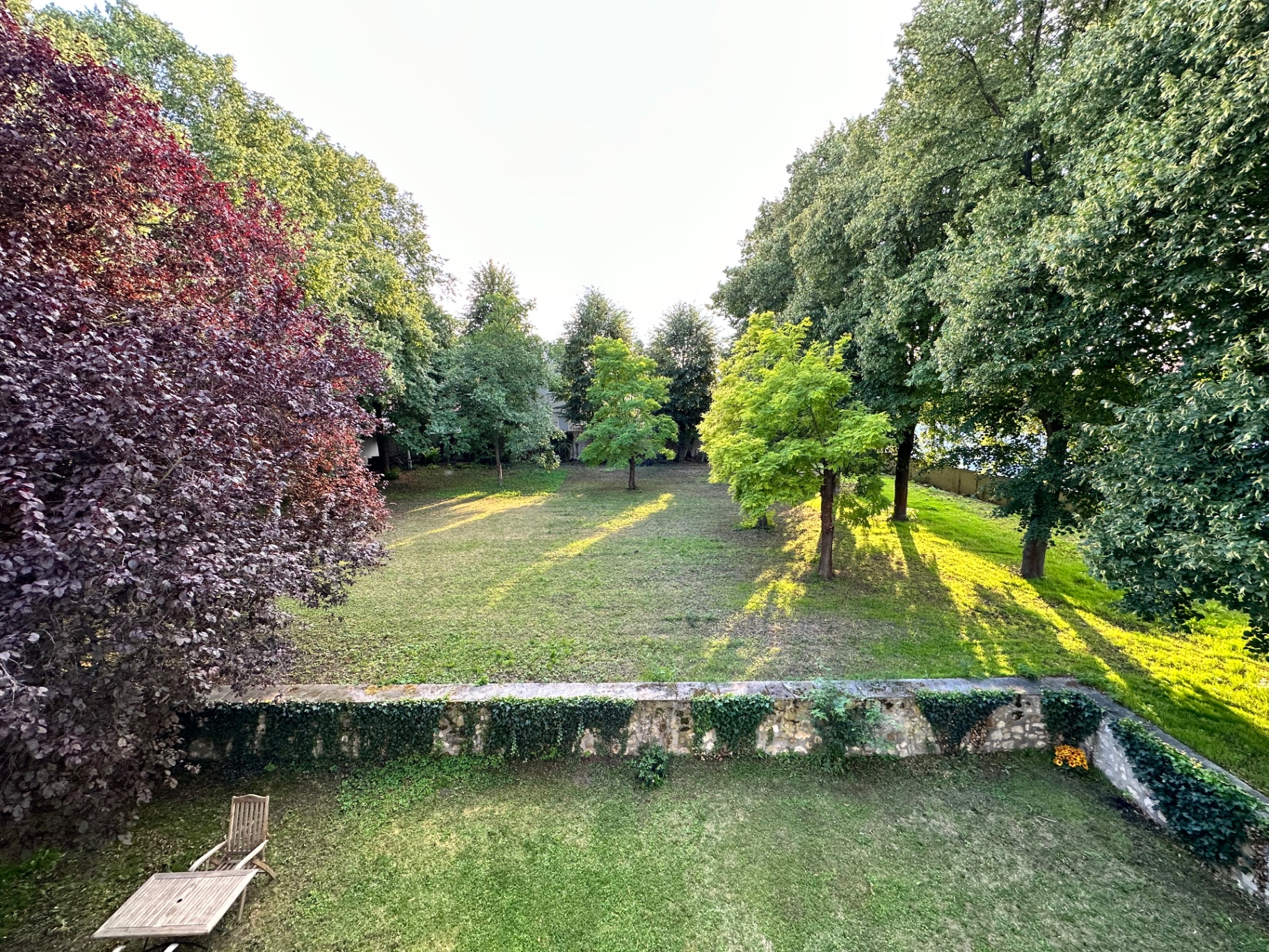 Schlossgarten im Abendlicht