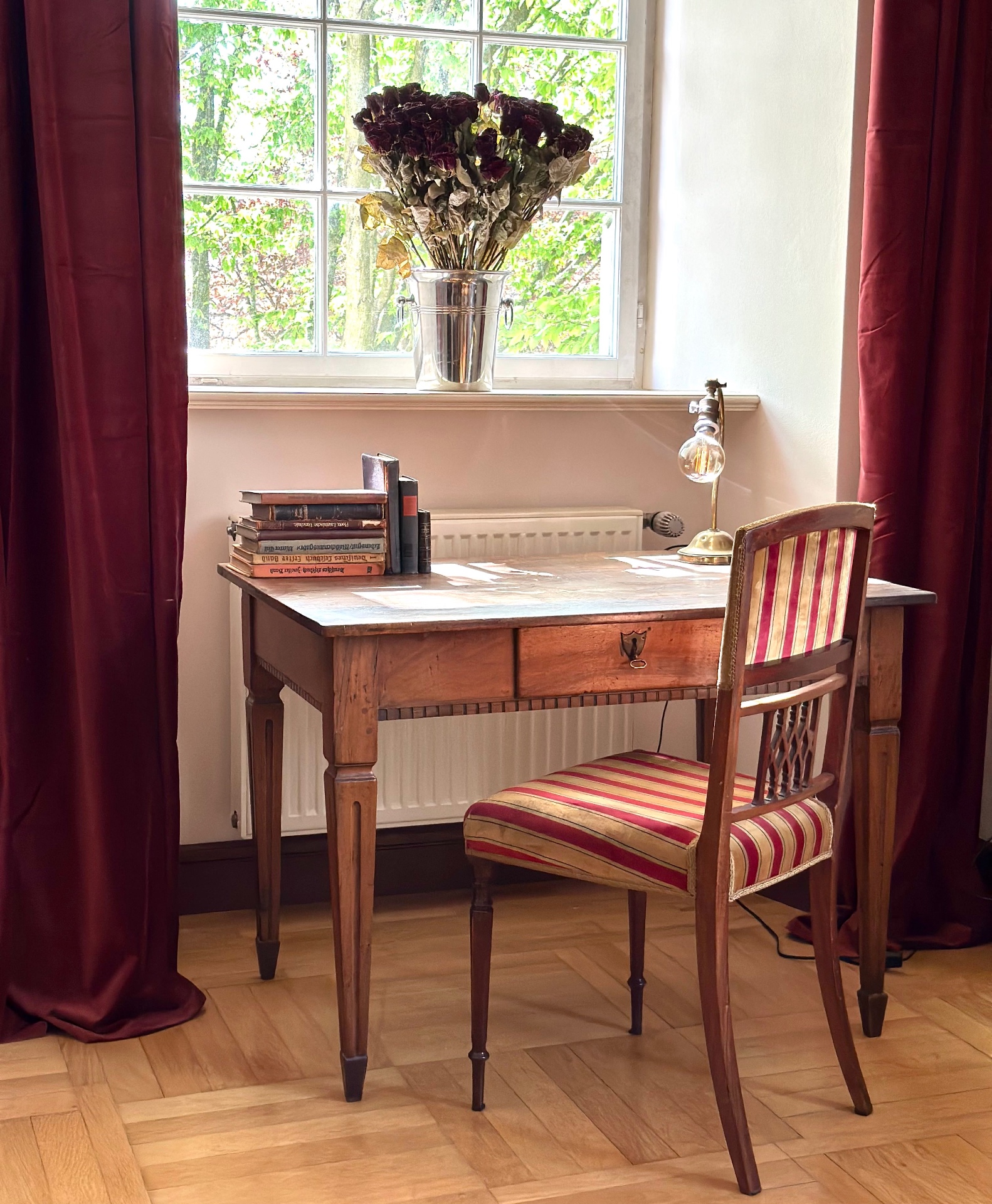 Himmelbettzimmer · Schlosswohnung